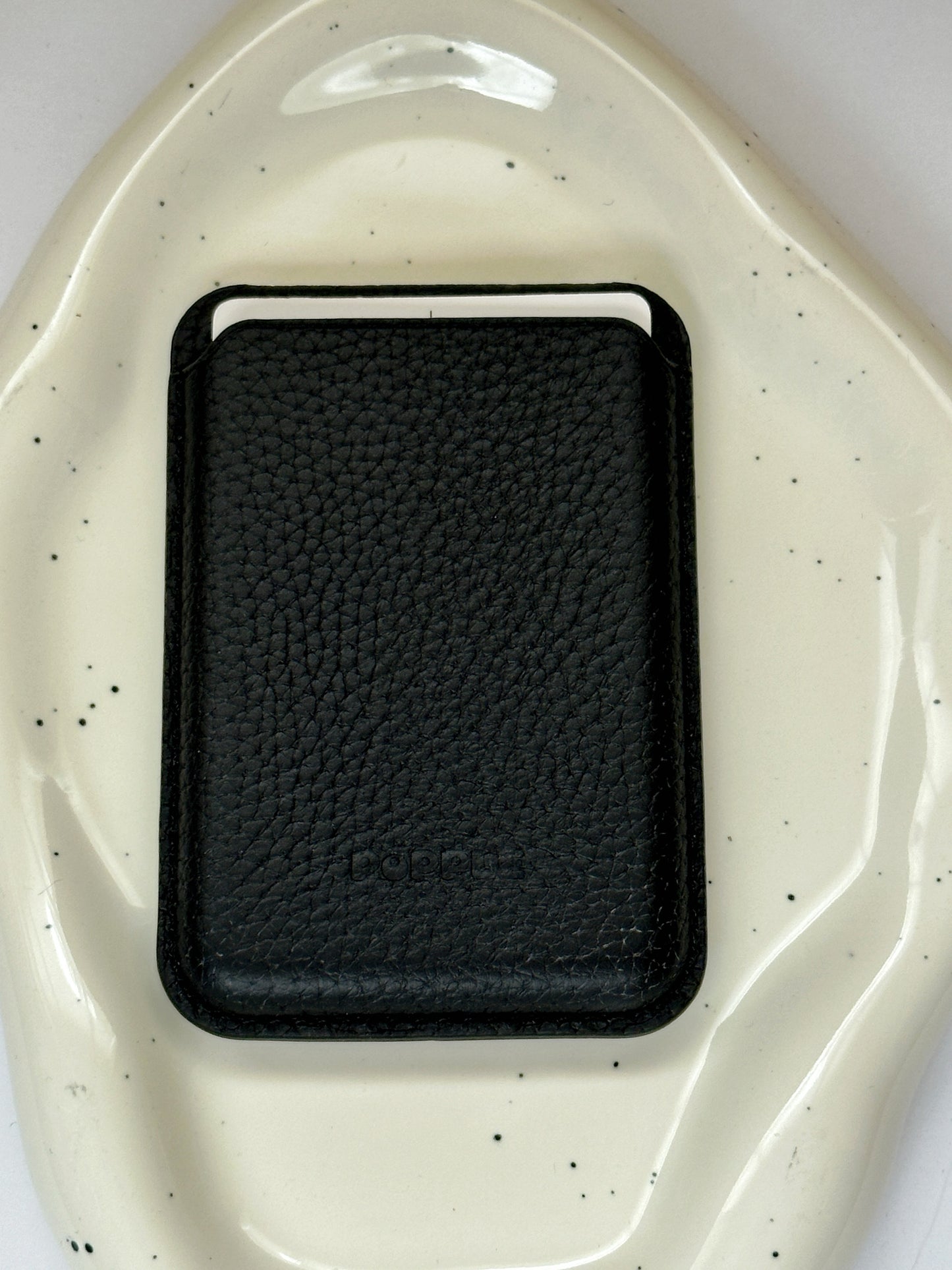 Togo Leather MagSafe Wallet - Luxury in your pocket