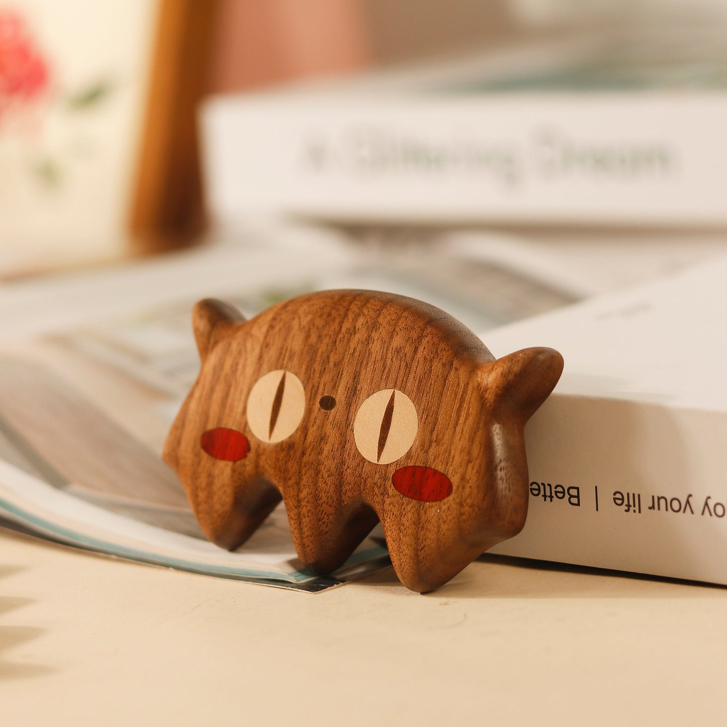 Day & Night Cat - Wooden Comb Head Massager