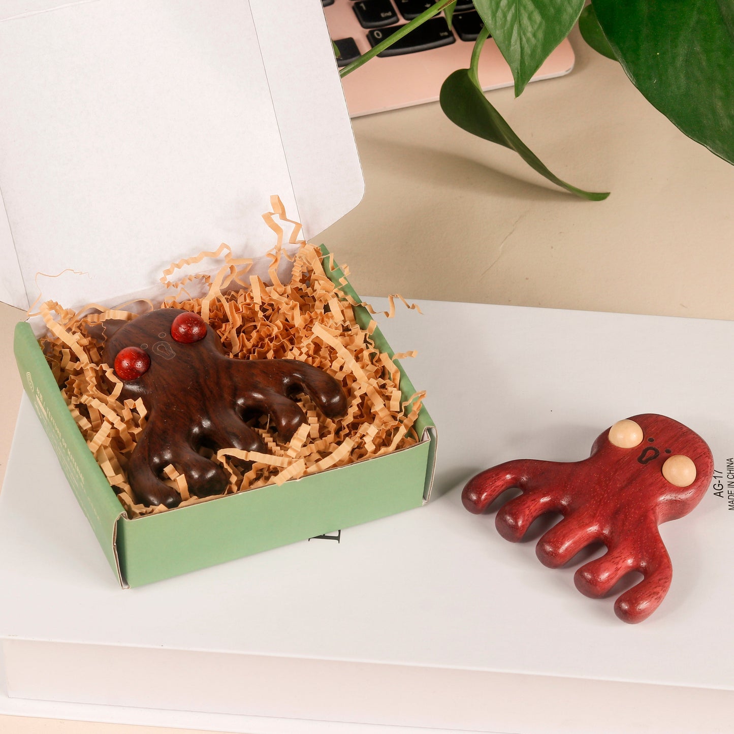 Dootoo(Octopus) – Wooden Comb Head Massager (Multiple Woods)