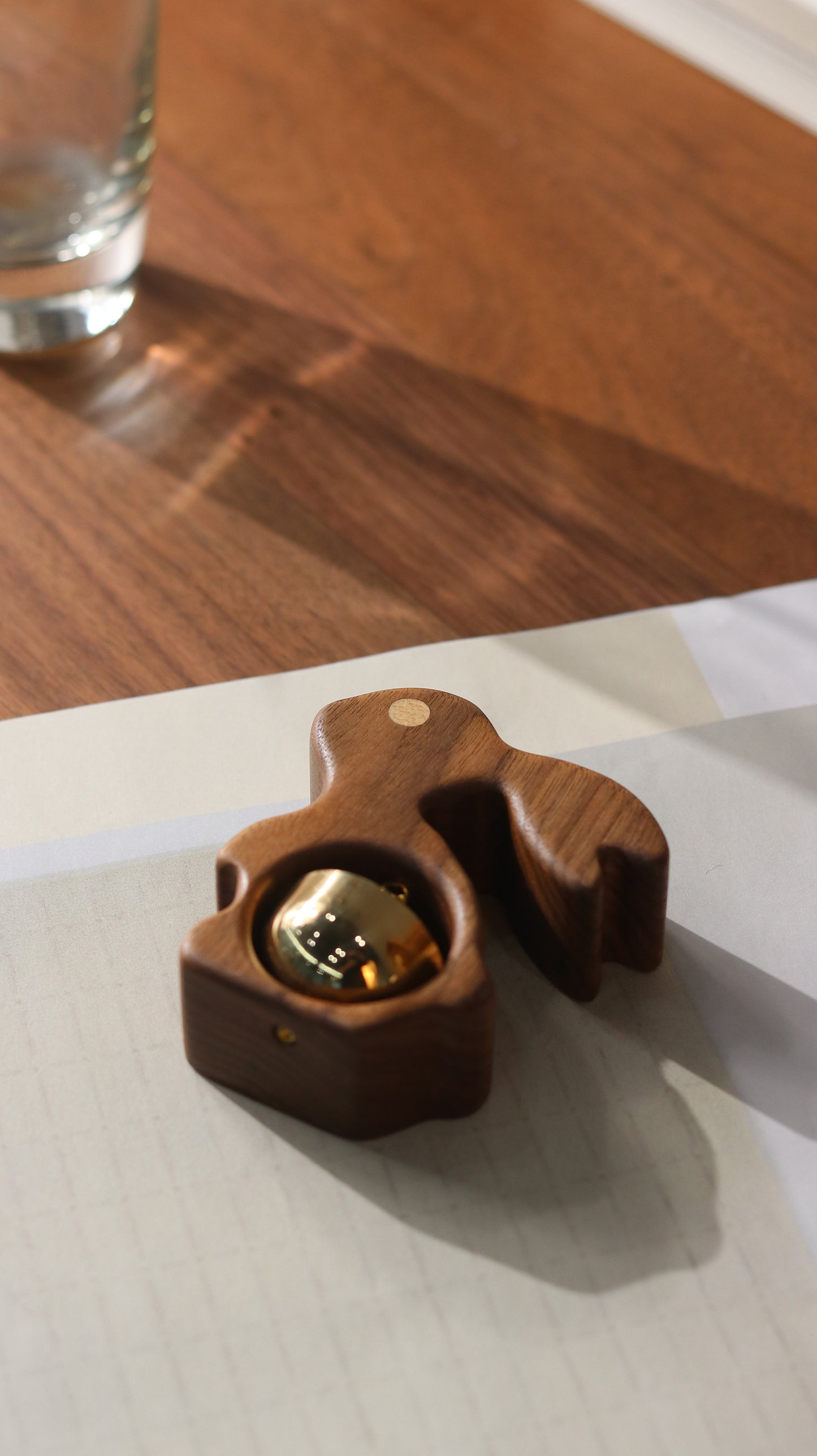 Bellhop – Wooden Door Bell