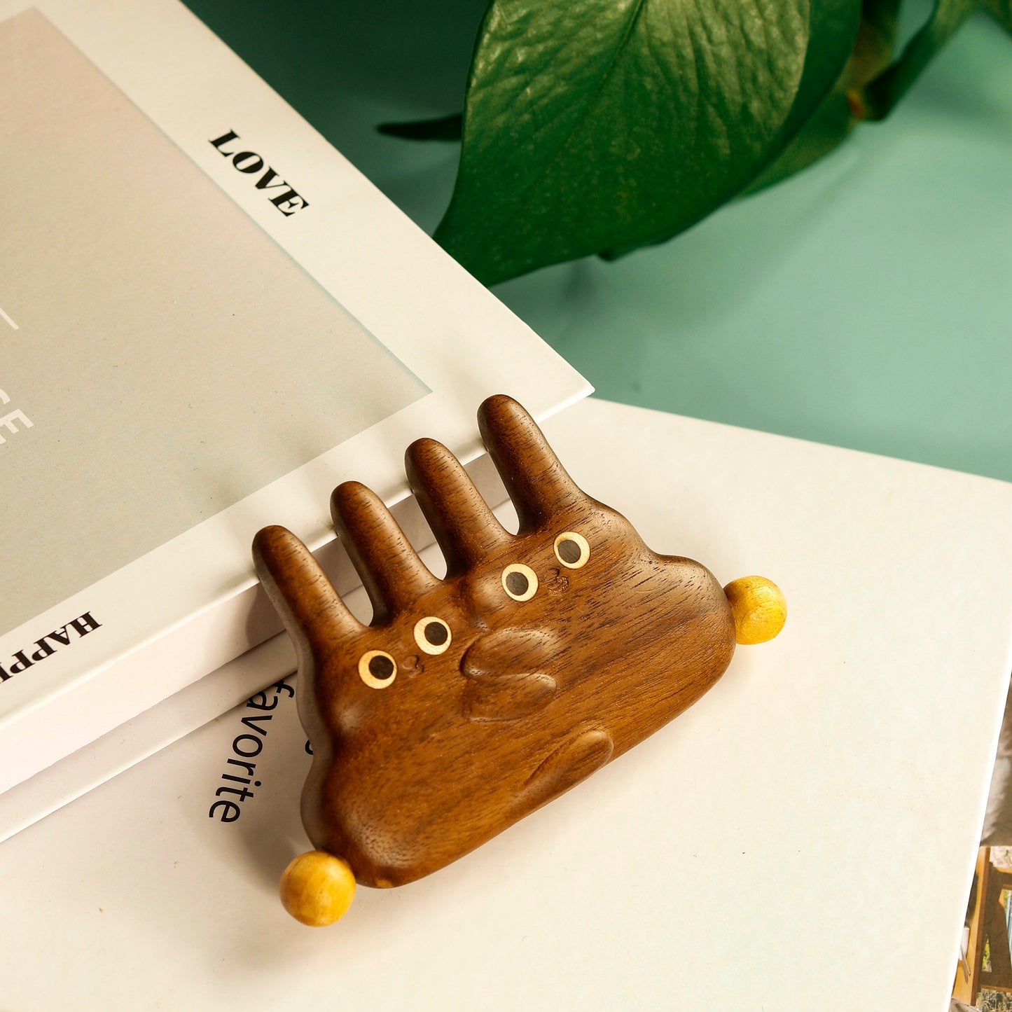Bunnyboo – Wooden Comb Head Massager