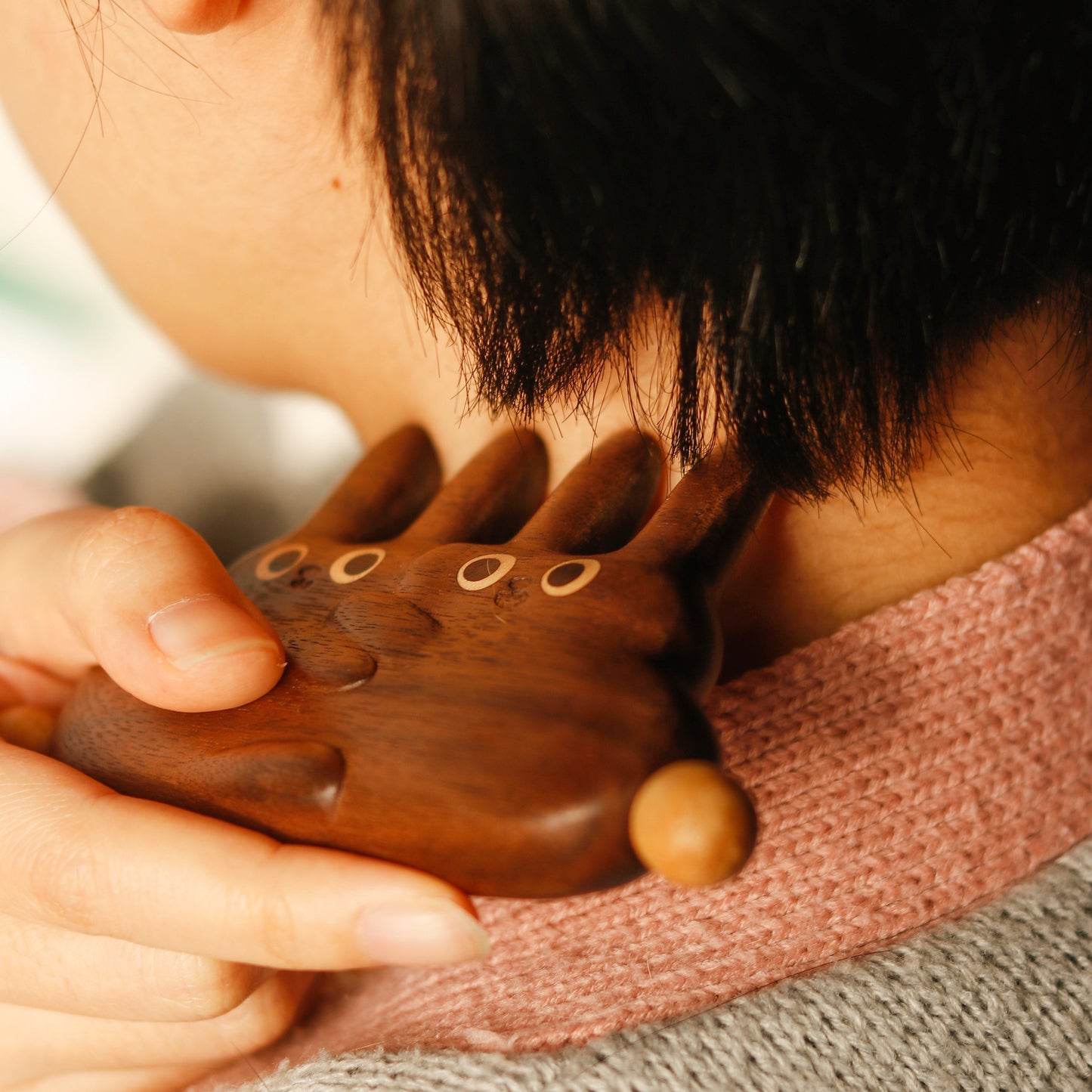 Bunnyboo – Wooden Comb Head Massager