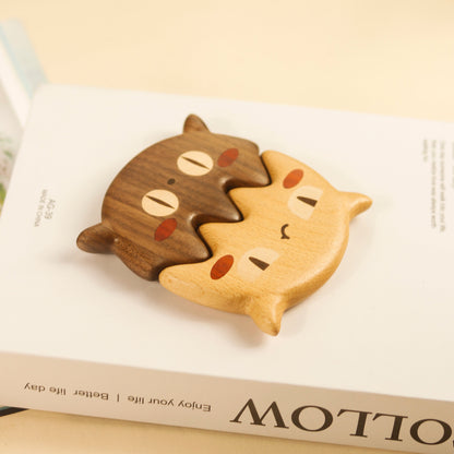 Day & Night Cat - Wooden Comb Head Massager