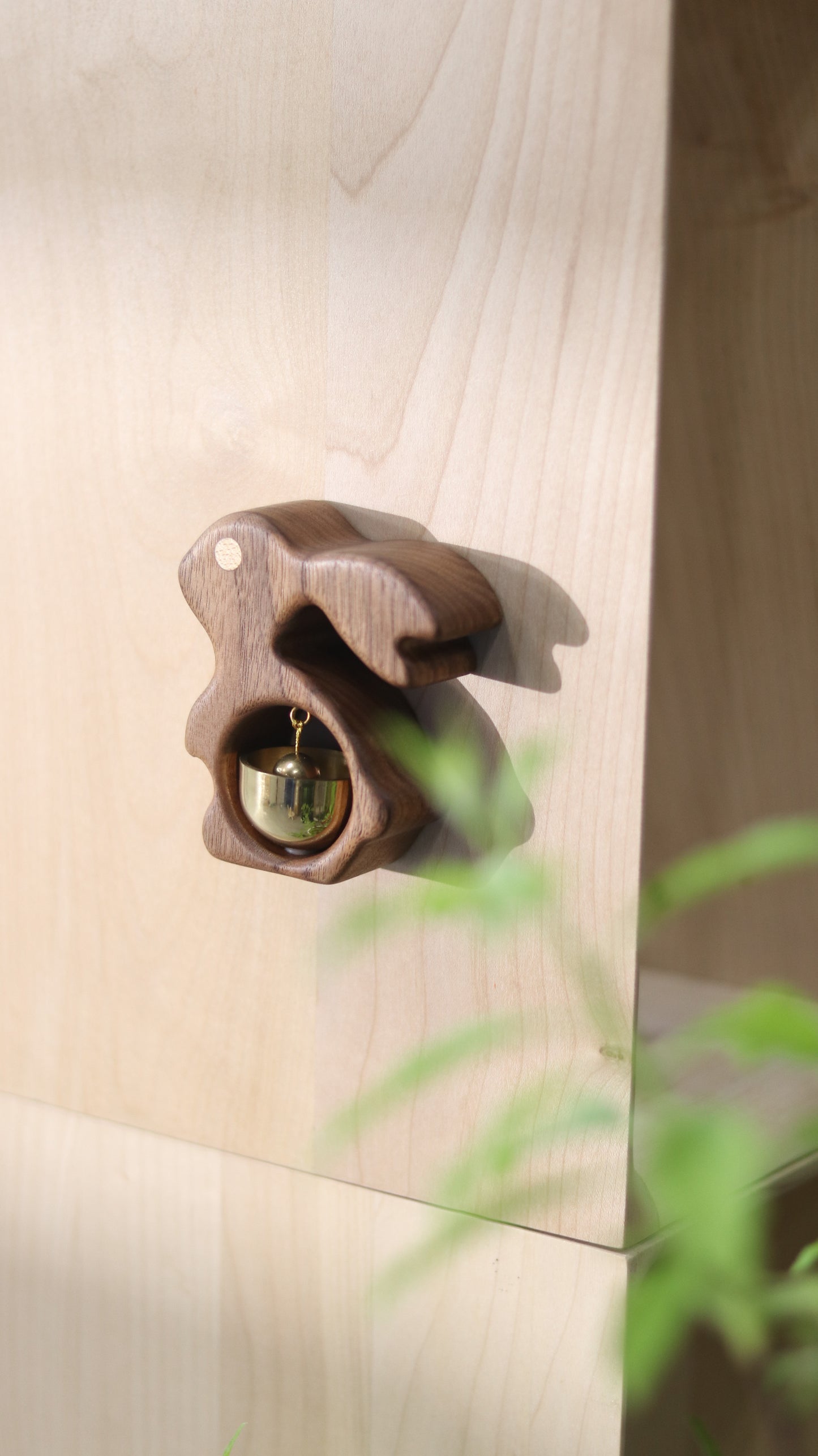 Bellhop – Wooden Door Bell