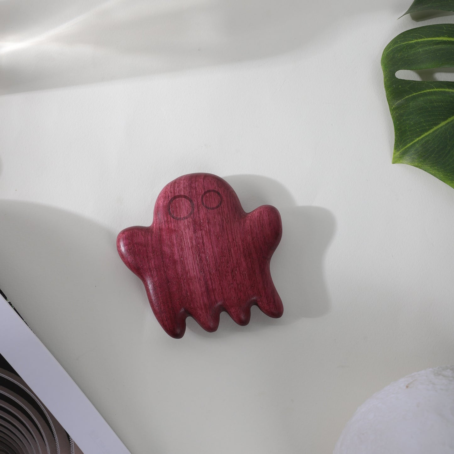 Boo & Gone – Wooden Comb Head Massager